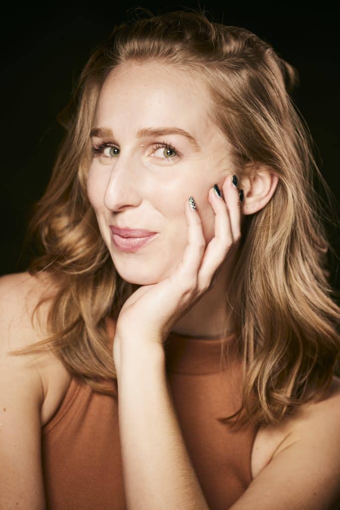 Maggie Robertson | HolMat Maggie Robertson | Holiday Matsuri
